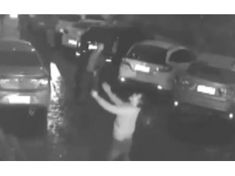 Düşen kadını yakalayayım derken kendi ölüyordu