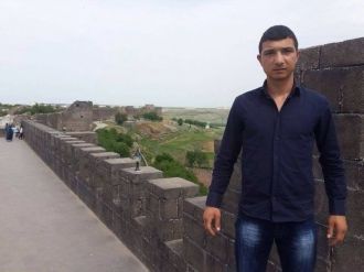 Rus silahı ile yakalandı