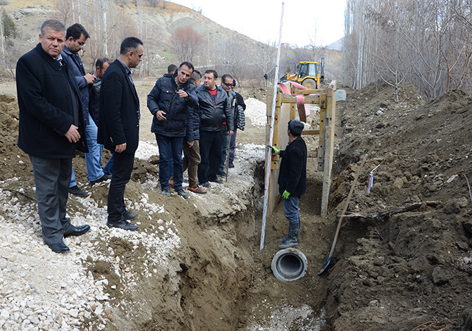 Çağlayancerit’te Kanalizasyon Hattı Tamamlandı