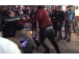 Sen misin babama çarpan ?