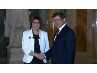 Davutoğlu Sırp Meclis Başkanıyla görüştü
