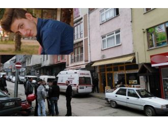 Üniversiteli genç evinde ölü bulundu