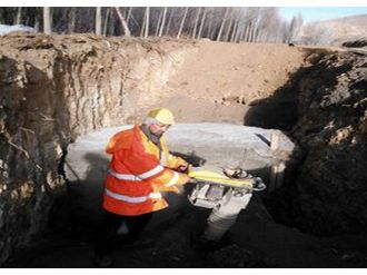 İşçiler toprak altında kaldı: 3 ölü