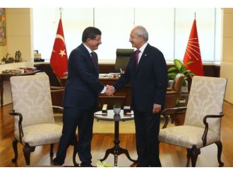 Davutoğlu-Kılıçdaroğlu görüşmesi başladı