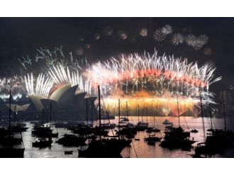 Tam 23 bin havai fişek !