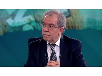 Karakaya için gazete binasında tören