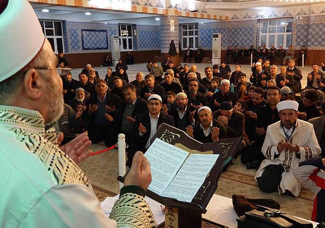Yeni Yıla Kur’an Ziyafetiyle Girdiler