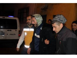 İntihar için çıktı soğuktan inemedi