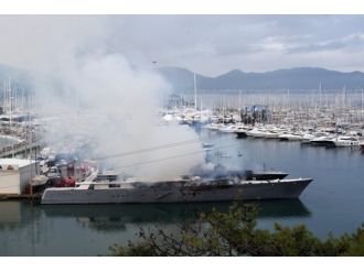 Ünal Aysal’ın ’Barbie’si söndürülemiyor