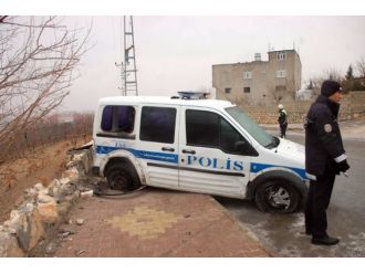 Polis ekipleri ölümden döndü