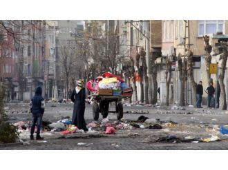 Teröristler sivilleri taradı: 1 ölü, 2 yaralı