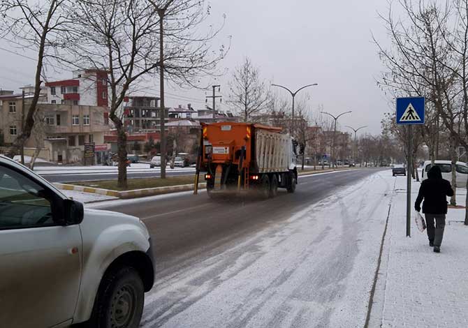 Büyükşehir Karla Mücadele Ediyor