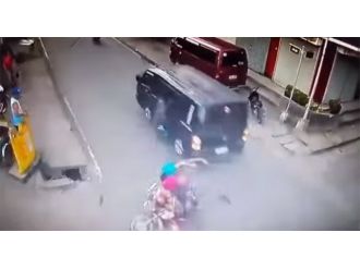 Çarpışan çarpışana