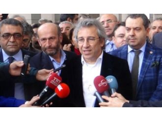 Dündar ile Gül aynı koğuşta