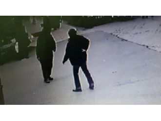 "Tipin hoşuma gitmedi" deyip bıçakladı!