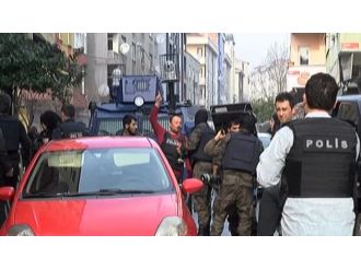 Banka aracı soyan zanlılar evlerinde saklanmış!