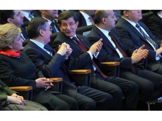 Melih Gökçek Başbakan’a projelerini anlattı