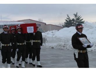 Şehit uzman çavuş memleketine uğurlandı