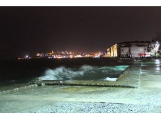 İstanbul’da etkili lodos!