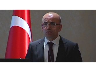 Bakan Şimşek: Ticaret hacminde 3,1 milyar düşüş yaşanabilir