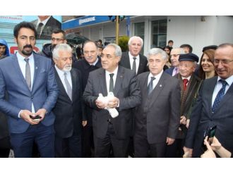 Selahattin Demirtaş’ı Diyarbakır’dan topa tuttu