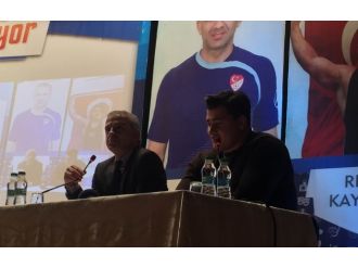 "Güreşçi olabilmek için ağladığımı biliyorum"