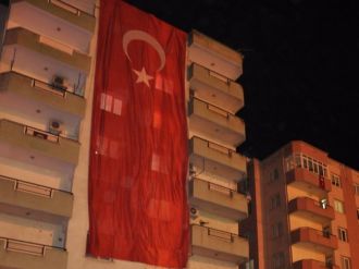 Şehit ateşi İzmir’e düştü