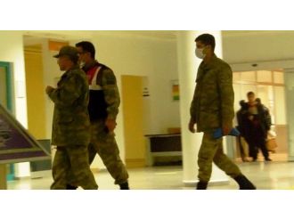 İzne çıkan askerde domuz gribi şüphesi