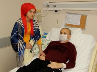 Terk ettiği eşi kansere yakalanınca geri döndü