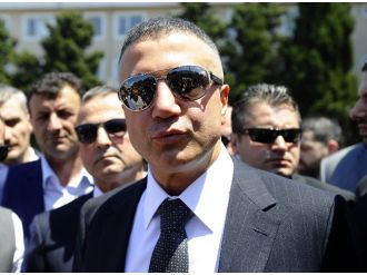 Sedat Peker şehit ailesine ev aldı