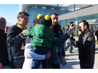 Fenerbahçe’ye davullu zurnalı karşılama