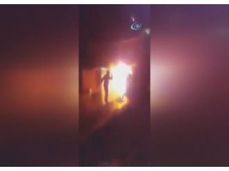 PKK yandaşları markete molotof attı