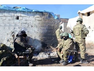 Teröre karşı ’tek vücut’ oldular