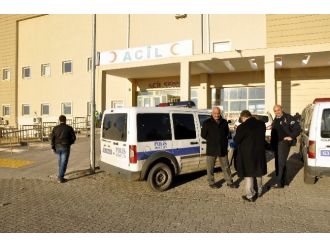 Futbolcular hakeme saldırdı