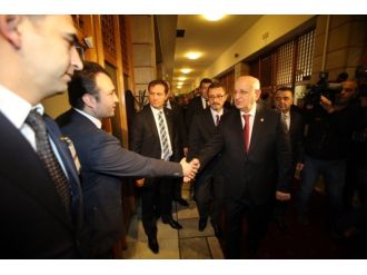 Meclis Başkanından gazetecilere ziyaret