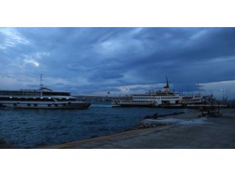 İstanbul’da deniz ulaşımına lodos engeli