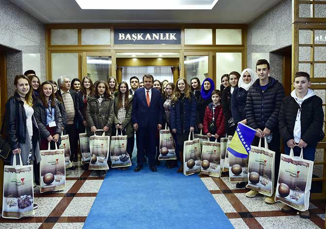 Bosnalı Öğrenciler Erkoç’u Ziyaret Etti
