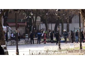 Sultanahmet Meydanı’nda patlama: Ölü ve yaralılar var