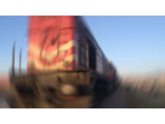 Yük treninin geçişi sırasında patlama