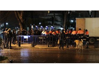Sultanahmet Meydanı yaya trafiğine açıldı