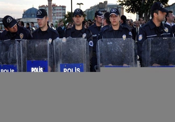 Sultanahmet saldırısıyla ilgili 3 Rus gözaltında