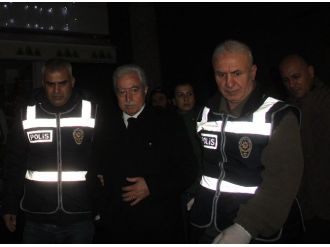 Dört ilde paralel operasyon: 15 gözaltı