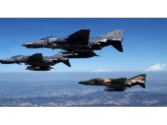 14 F-16’yla Suriye sınırında devriye uçuşu