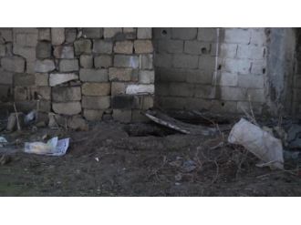 Kanalizasyon çukurundan mühimmat çıktı