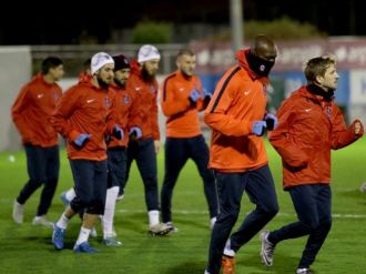 Cardozo ve Douglas antrenmana katıldı