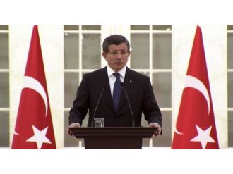 Davutoğlu o kahraman rehberle görüştü
