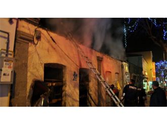 Metruk bina ateşe verildi!