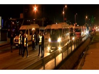 Servis şoförlerinden plaka eylemi