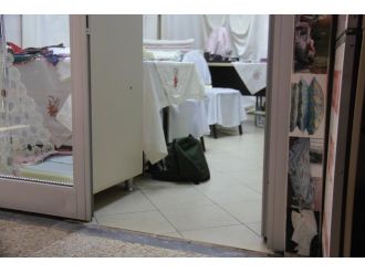 İçinde bomba olduğu sanılan çantadan bakın ne çıktı !