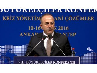 "O akademisyenlerin terörü gerçekleştirenlerden farkı yok"